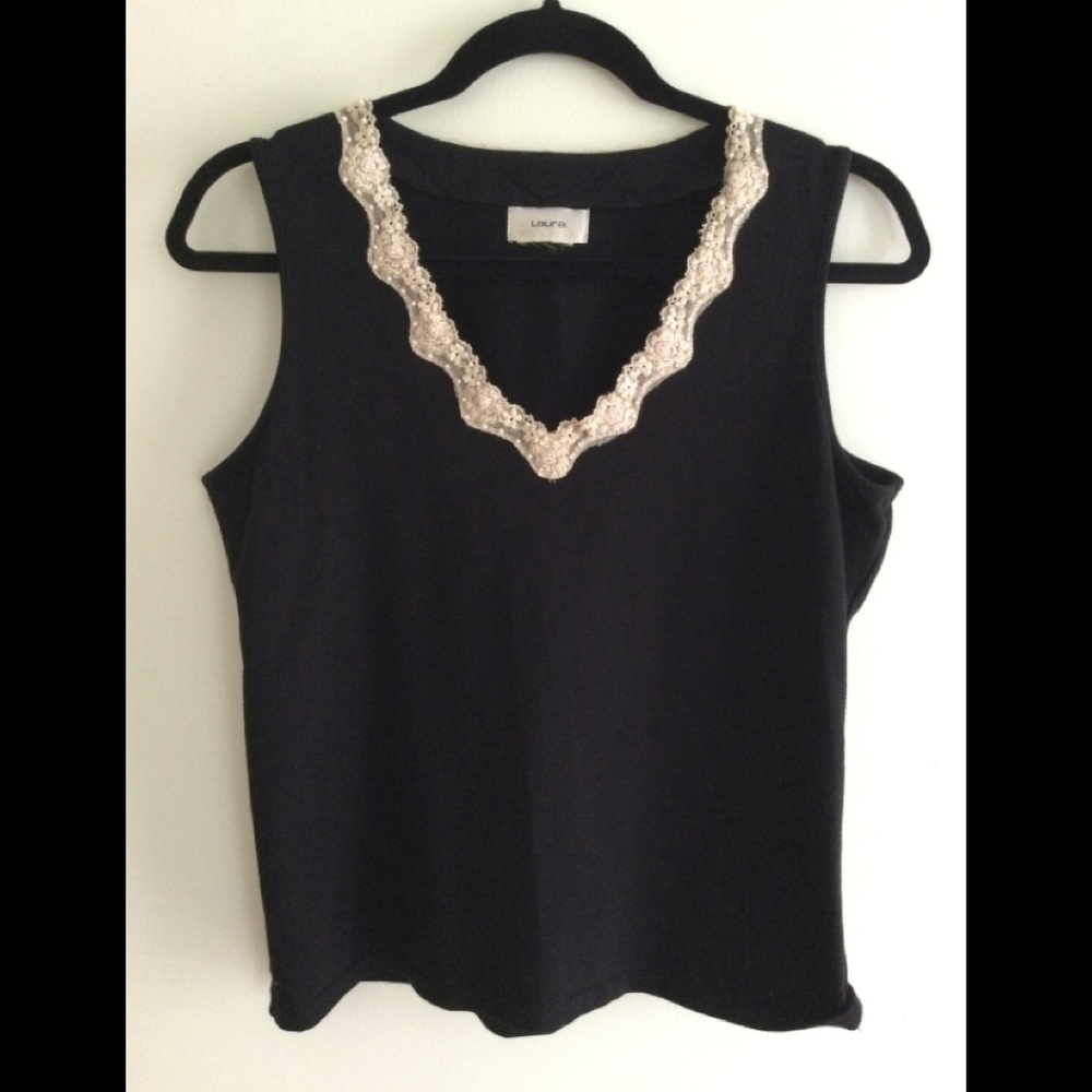 Sleeveless Blouse Pearls & Lace